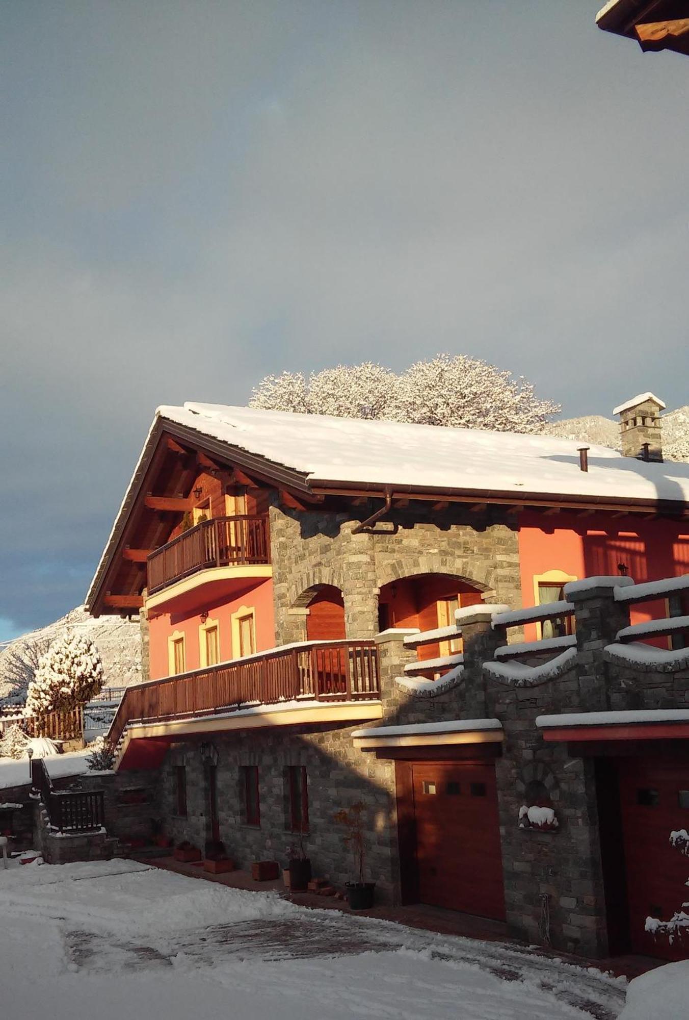Les Vrais Rayons Hotel Verrayes ภายนอก รูปภาพ
