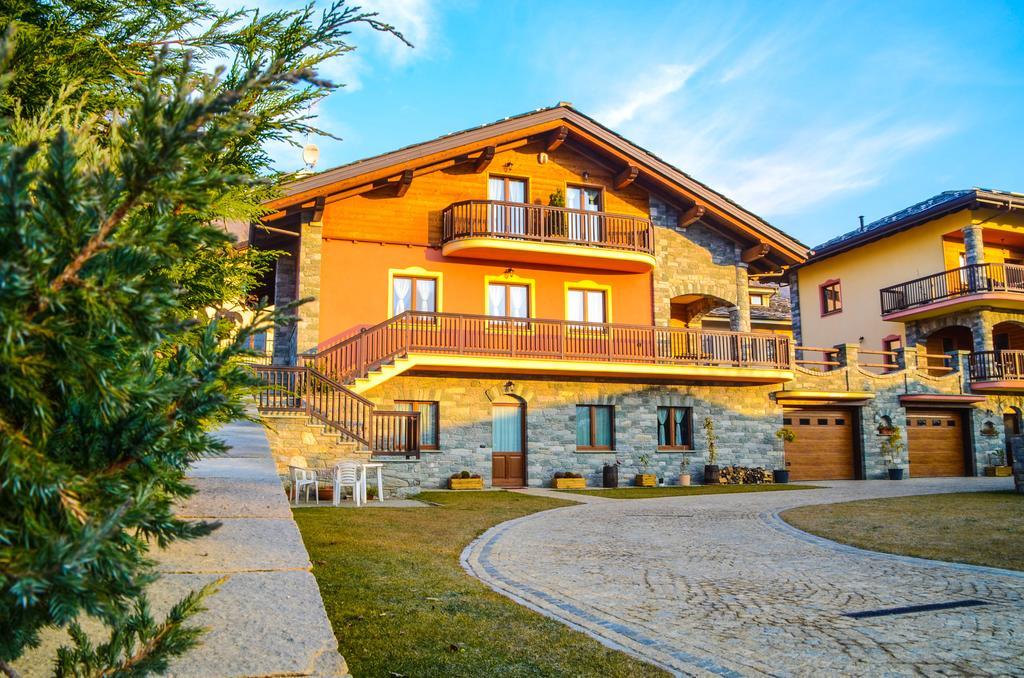 Les Vrais Rayons Hotel Verrayes ภายนอก รูปภาพ