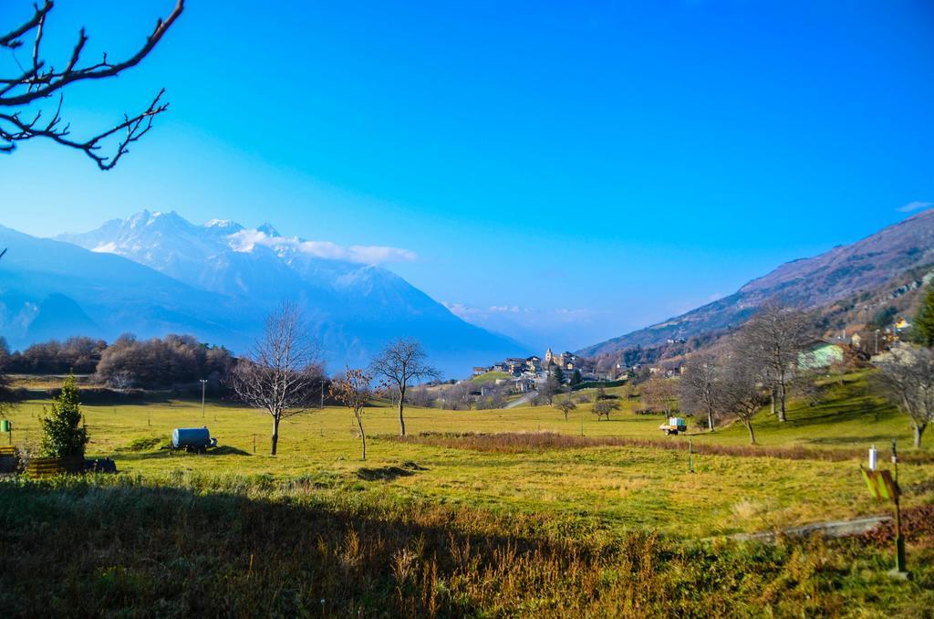 Les Vrais Rayons Hotel Verrayes ภายนอก รูปภาพ