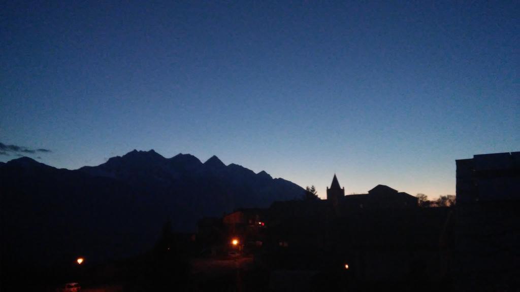 Les Vrais Rayons Hotel Verrayes ภายนอก รูปภาพ