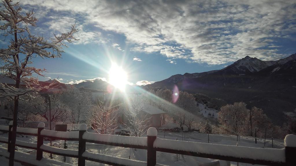 Les Vrais Rayons Hotel Verrayes ภายนอก รูปภาพ