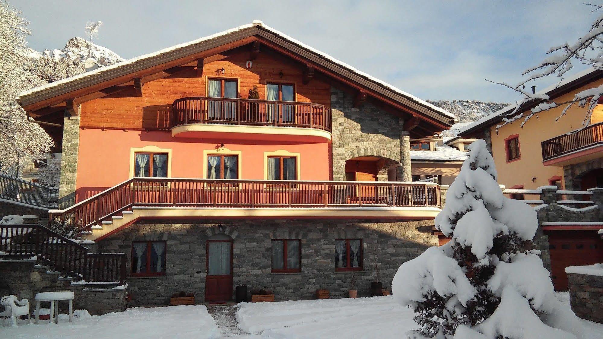 Les Vrais Rayons Hotel Verrayes ภายนอก รูปภาพ